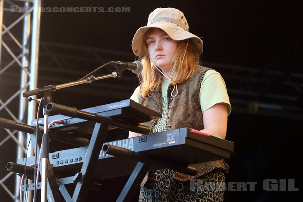 PORRIDGE RADIO - 2022-08-19 - SAINT MALO - Fort de St Pere - Scene des Remparts - 